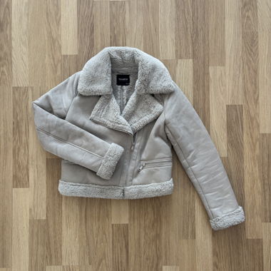 Veste avec fourrure