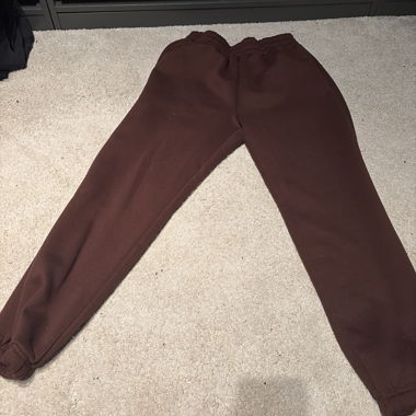Jogging trousers size L