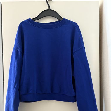 Blue Pull-over 