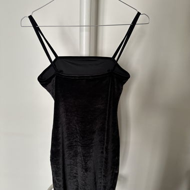 Robe moulante en velours 