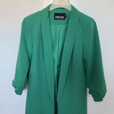Blazer verde PIECES