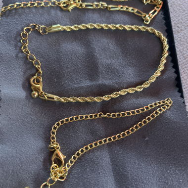 vergoldete Armbänder