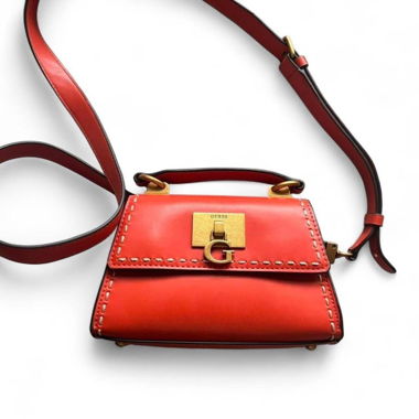 süsse kleine orange Guess-Handtasche