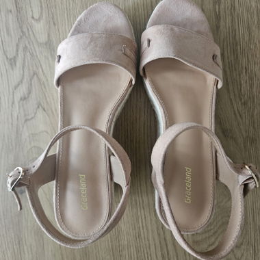 Sandales à plateforme rose-beige