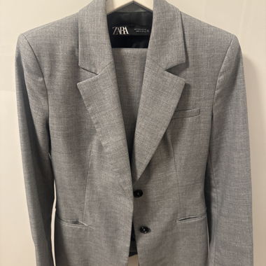 Grauer Zara Blazer