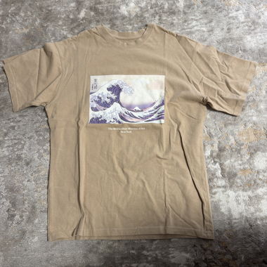 Beige The Met T-shirt