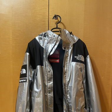 Supreme x The North Face Metallic Parka
