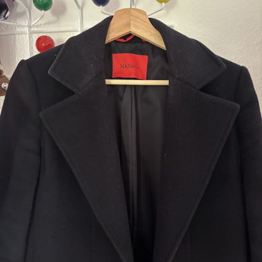 Blauer Wollmantel