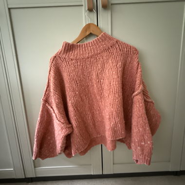 Pull en tricot rose très ample