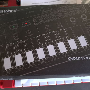 Roland J-6 Akkord-Synthesizer