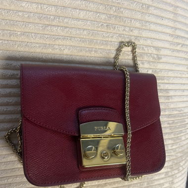 Furla Bordeaux rot Handtasche klein