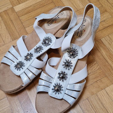 Julietta Sandals