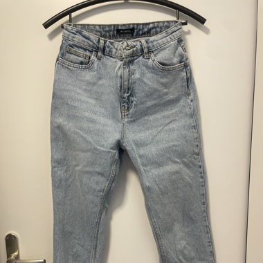 Momjeans