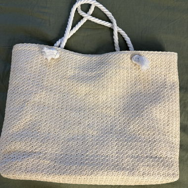 Geflochtene Strandtasche