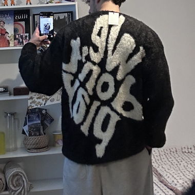 Human with attitude WDP Fuzzy Sweater Noir