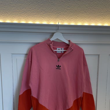 Adidas Sweater