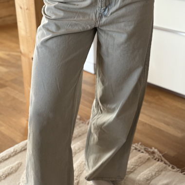 Jeans a gamba larga