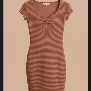 Robe rouge / M 