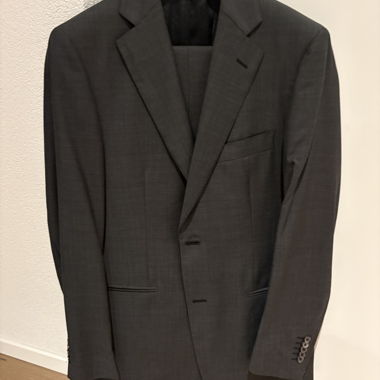 Suit size 48 Made in Italy grey