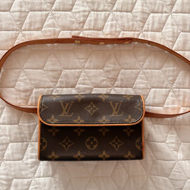 Louis Vuitton Pochette