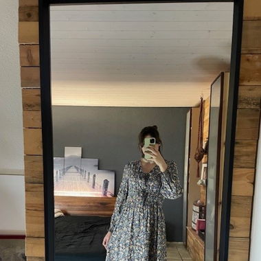 Luftiges Blumenkleid