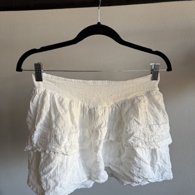 Jupe blanche à volants