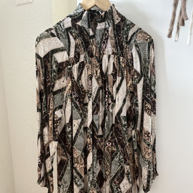 turtle neck dress with crocodile patterns 