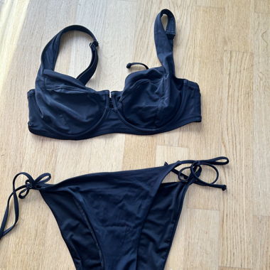Victoria's Secret Bikini Set
