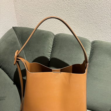 Shopping bag