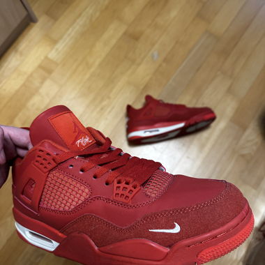 Nike Air Jordan 4 Rot
