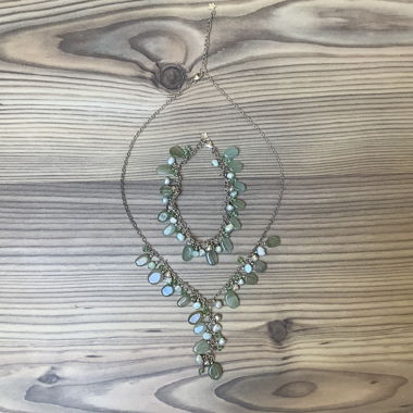 Set de collier et perles