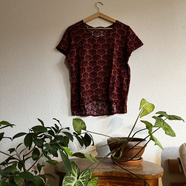 T-Shirt / Bluse mit Muster