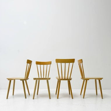 Set: Zeitlosen Sprossenstühlen von Victoria-Möbel
