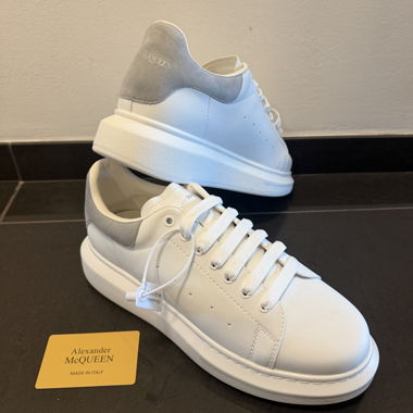 Alexander-McQueen-Sneaker