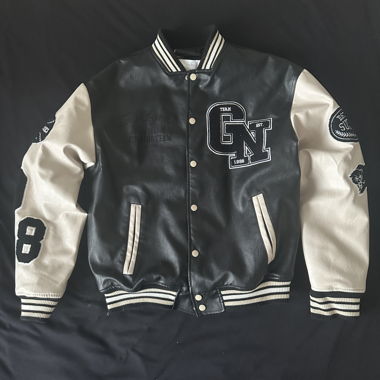 Collegejacke — boxy fit