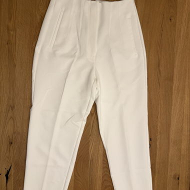 Pantalon en tissu blanc Zara