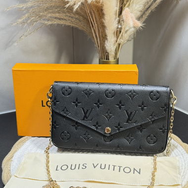 Pochette Louis Vuitton 