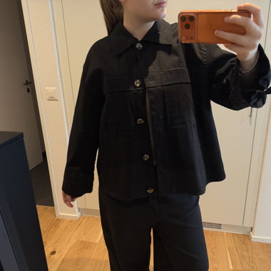 Giacca camicia in canvas GANNI con dettaglio nodo
