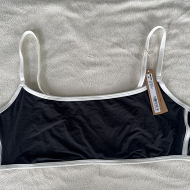 Top soutien-gorge court bralette noir Skims