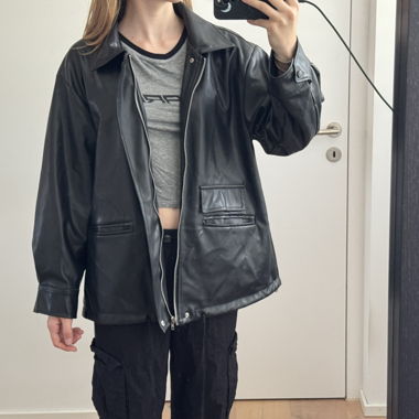 Schwarze Kunstlederjacke M