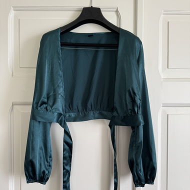 Elegantes Langarmshirt – neu und ungetragen