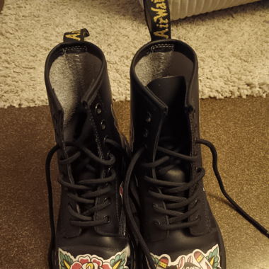 Dr. Martens 