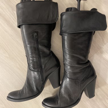 Leather boots