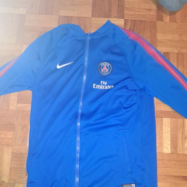 Haut de survêtement psg taille S