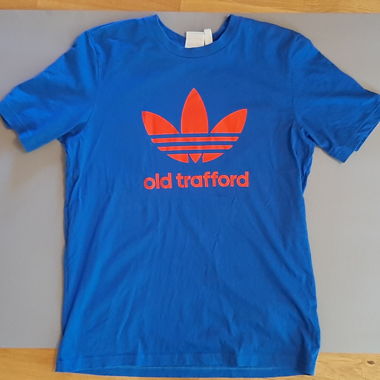 T-shirt Adidas bleu Old Trafford