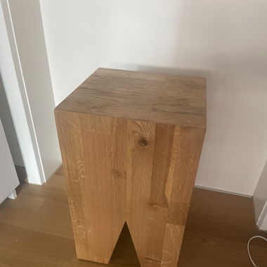Holzhocker zahn