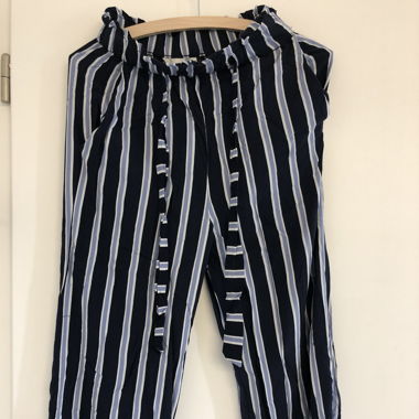 Stoffhose blau-weiss gestreift