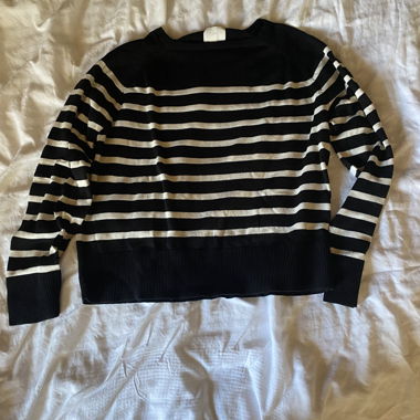 Gestreifter Strickpullover