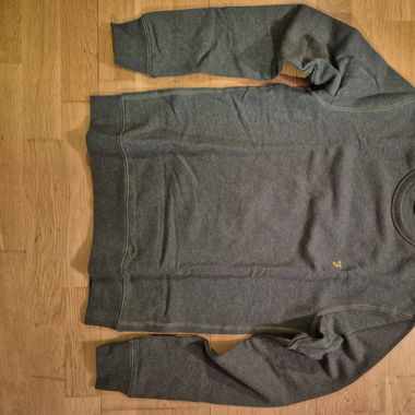 Farah Pullover