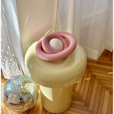 Gustav Westman Lampe Rosa  x Ikea 